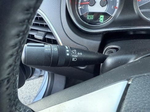 Used 2012 Chrysler 200 Touring image 24