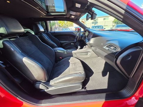 Used 2020 Dodge Challenger GT w/ Plus Package image 15