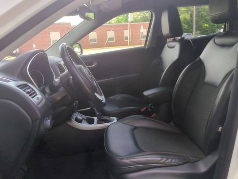 Used 2021 Jeep Compass Latitude w/ Convenience Group AWD/4WD image 21