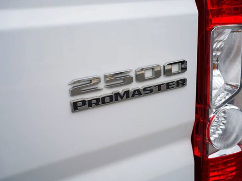 Used 2023 RAM ProMaster 2500 FWD image 14