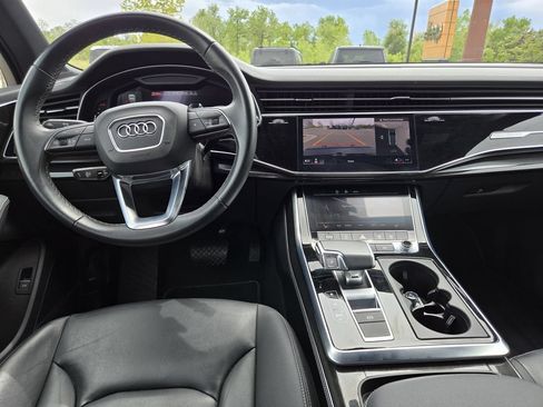Used 2025 Audi Q7 3.0T Premium Plus AWD/4WD image 24