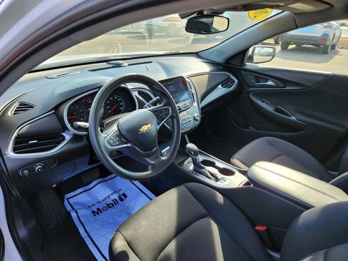 Certified 2023 Chevrolet Malibu LT image 2