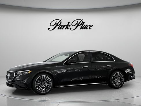 Used 2026 Mercedes-Benz E 350 Sedan image 3