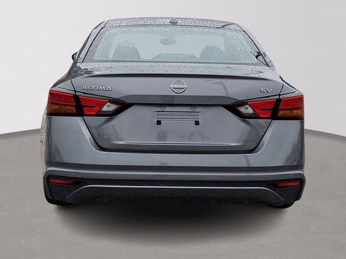 Used 2024 Nissan Altima 2.5 SV image 5