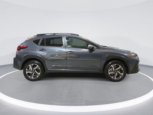 Used 2024 Subaru Crosstrek 2.0i Premium AWD/4WD image 4