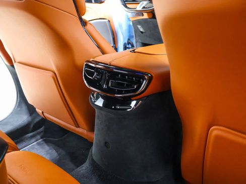 Used 2025 Ferrari Purosangue AWD/4WD image 47