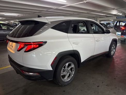 Used 2024 Hyundai Tucson SE FWD image 3