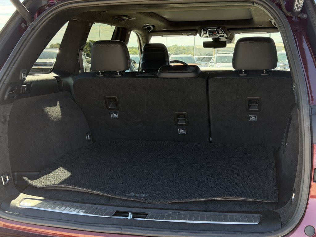 Used 2022 Jeep Grand Cherokee Summit AWD/4WD image 29