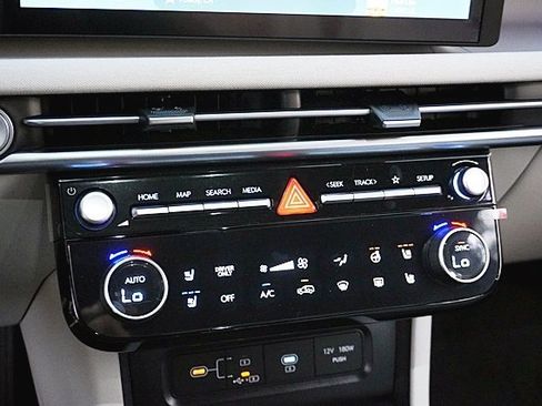 New 2026 Hyundai Tucson Limited image 35