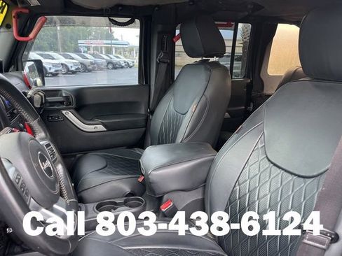 Used 2016 Jeep Wrangler Unlimited Rubicon AWD/4WD image 7