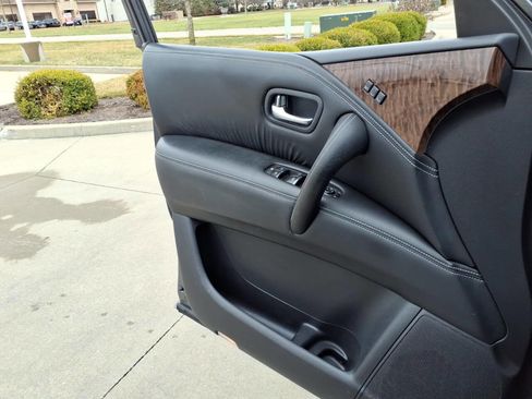 Used 2017 Nissan Armada Platinum w/ Captain Seat Package image 24