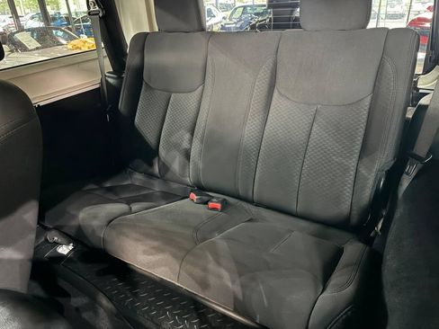 Used 2014 Jeep Wrangler Sport w/ Quick Order Package 24S AWD/4WD image 15