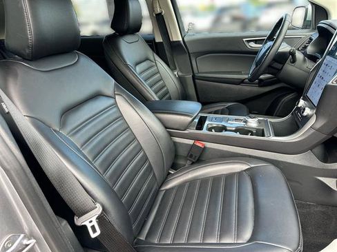Used 2024 Ford Edge SEL image 23