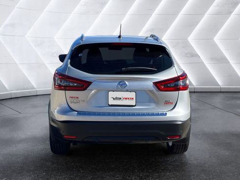 Used 2022 Nissan Rogue Sport SL w/ Premium Package image 5