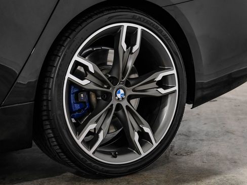 Used 2018 BMW M550i xDrive image 56