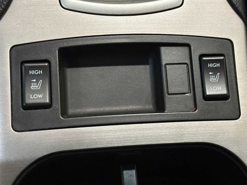 Used 2013 Subaru Legacy 2.5i Premium w/ All-Weather Pkg AWD/4WD image 15