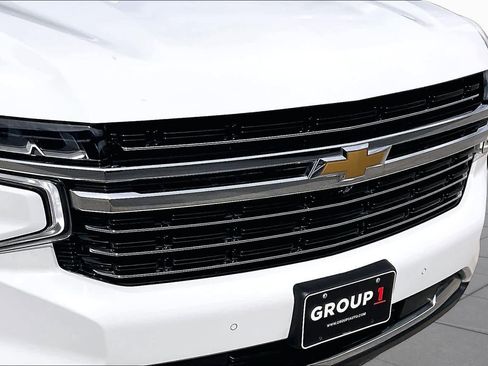 Used 2021 Chevrolet Tahoe LT w/ LT Signature Package RWD image 32