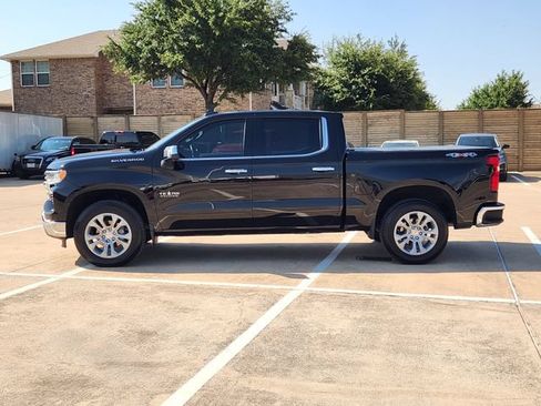Used 2025 Chevrolet Silverado 1500 LTZ w/ LTZ Convenience Package II AWD/4WD image 12
