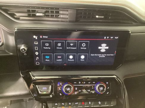 Used 2025 GMC Sierra 1500 AT4 w/ AT4 Preferred Package AWD/4WD image 25