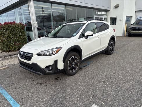 Certified 2023 Subaru Crosstrek 2.0i Premium image 7