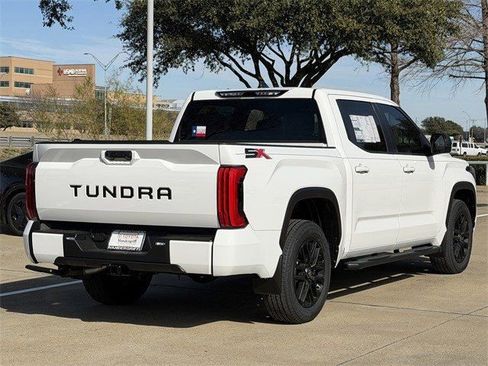 New 2026 Toyota Tundra SR5 image 4