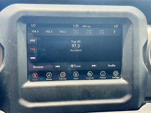 Used 2023 Jeep Wrangler Unlimited w/ Convenience Group AWD/4WD image 16