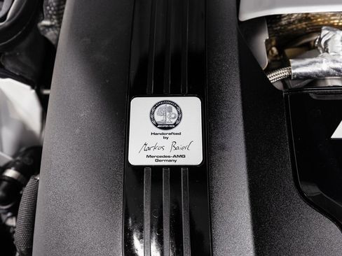 Used 2025 Mercedes-Benz AMG GT 63 image 27