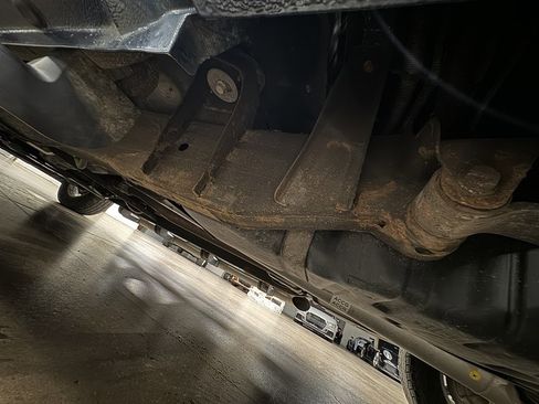 Used 2021 Chevrolet Silverado 1500 LT w/ Z71 Off-Road Package image 40