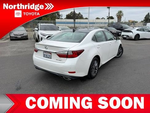 Used 2018 Lexus ES 350 w/ Navigation System Package FWD image 4