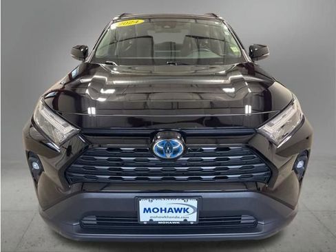 Used 2024 Toyota RAV4 XLE Premium w/ Weather Package AWD/4WD image 9