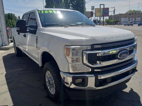 Used 2022 Ford F350 XLT w/ XLT Value Package AWD/4WD image 8