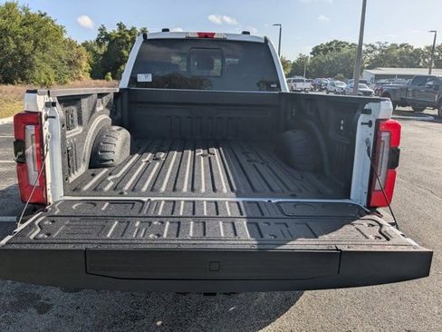 New 2026 Ford Expedition Active RWD image 14