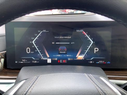 Certified 2025 BMW X5 xDrive40i w/ Climate Comfort Package image 25