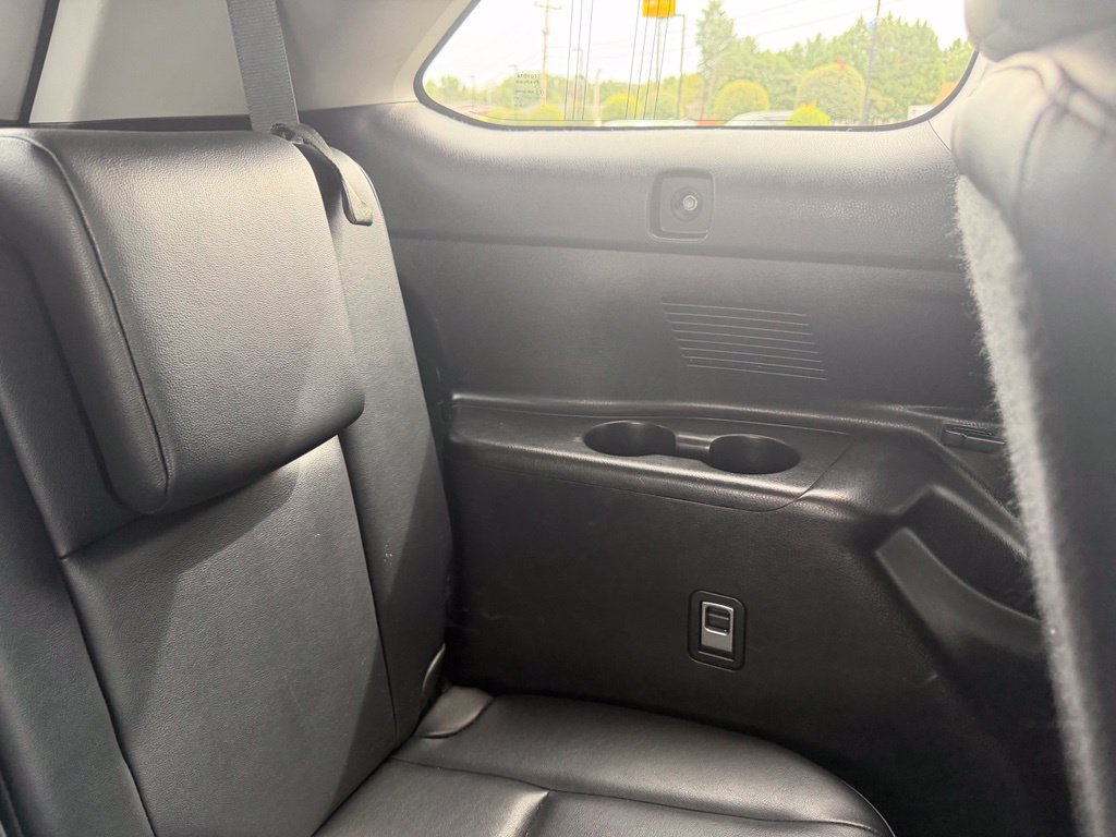 Used 2019 Toyota Highlander XLE FWD image 41