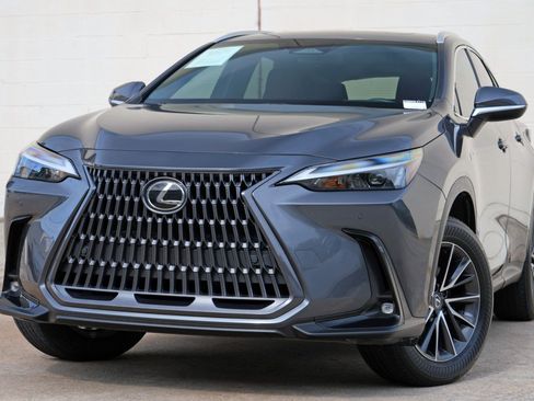 Used 2024 Lexus NX 350h AWD image 3