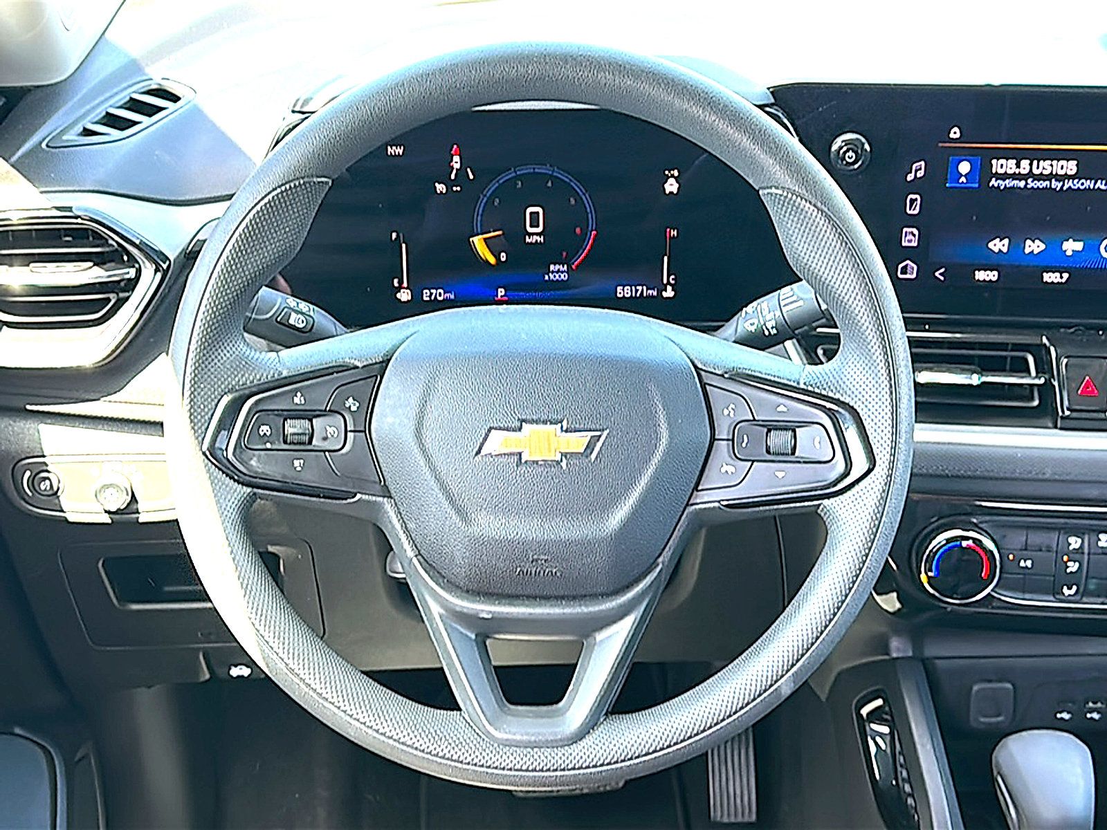 Used 2025 Chevrolet TrailBlazer LT FWD image 27
