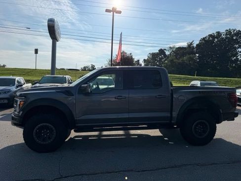 Used 2025 Ford F150 Raptor AWD/4WD image 2