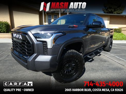 Used 2025 Toyota Tundra Limited AWD/4WD image 85