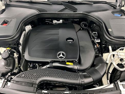 Certified 2022 Mercedes-Benz GLC 300 image 9