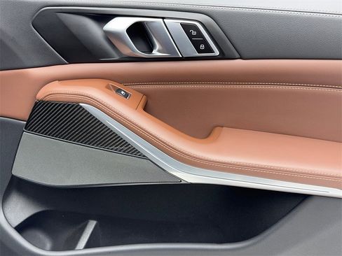 Used 2023 BMW X5 M50i w/ Executive Package image 50