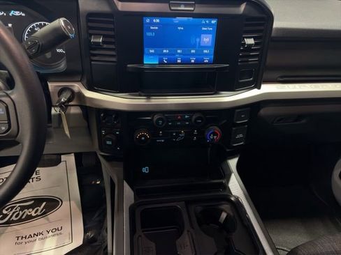 Used 2025 Ford F350 XLT AWD/4WD image 24