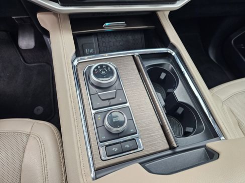 Used 2023 Ford Expedition Max Limited image 24