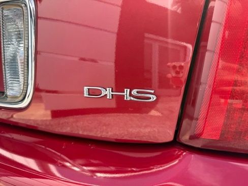 Used 2004 Cadillac De Ville DHS w/ Equipment Group image 10