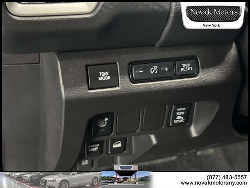 Used 2023 Nissan Frontier SV w/ SV Premium Package AWD/4WD image 14
