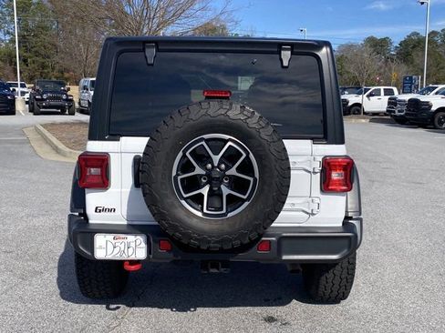 Used 2024 Jeep Wrangler Unlimited Rubicon image 5