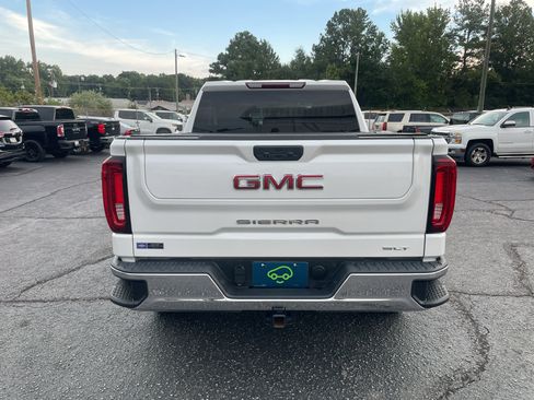 Certified 2023 GMC Sierra 1500 SLT w/ SLT Premium Package AWD/4WD image 4