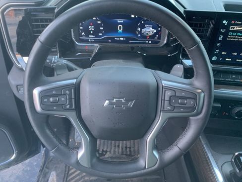 Used 2022 Chevrolet Silverado 1500 RST w/ Convenience Package II image 17