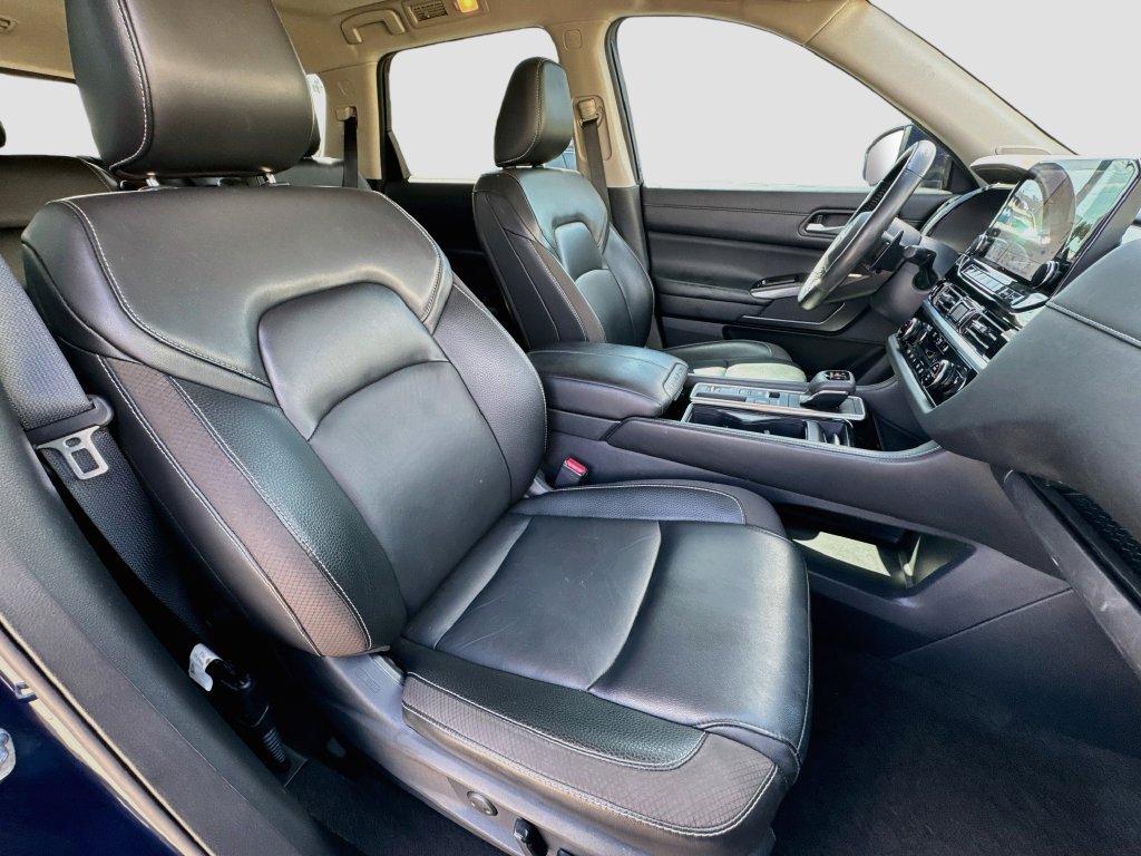 Used 2024 Nissan Pathfinder SL w/ SL Premium Package FWD image 37