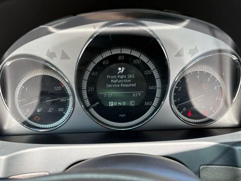 Used 2010 Mercedes-Benz C 300 Sedan image 25