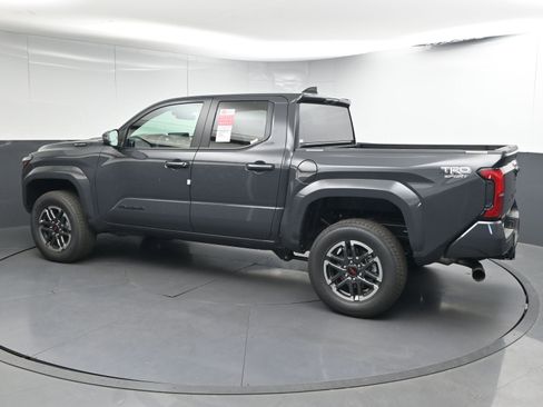 New 2025 Toyota Tacoma TRD Sport image 6